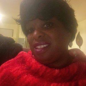 Meet your Posher, Loretta